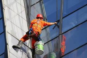 厦门蜘蛛人幕墙清洗